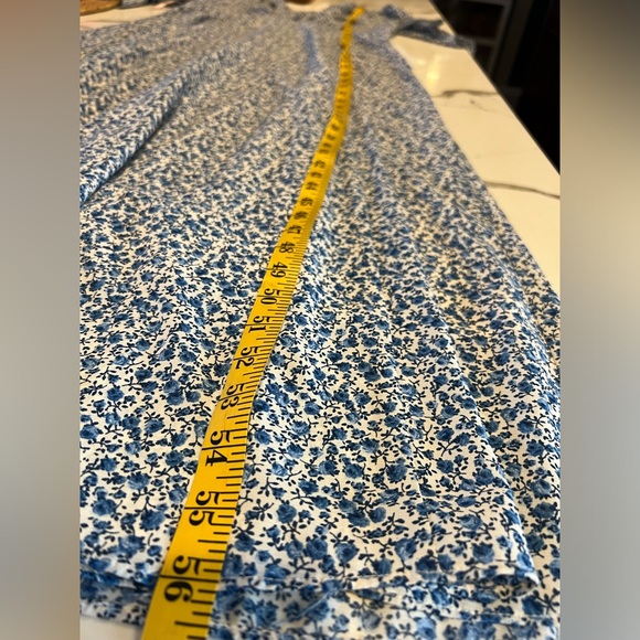 Gal meets glam Aurora - Picture 11 of 15